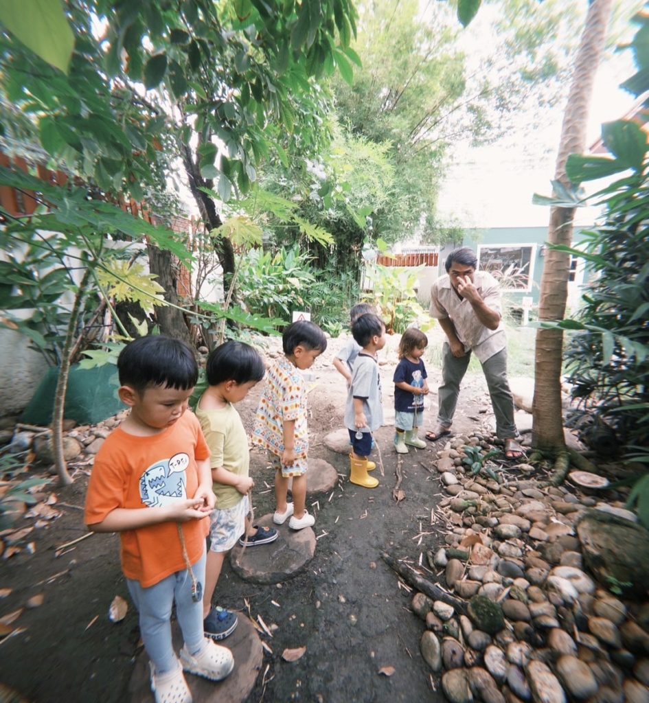 Benefits of Nature-Based Education for Kids at Firefly Forest

